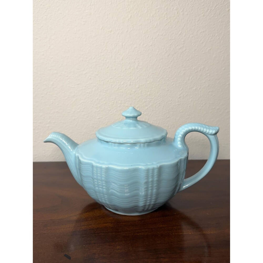 Vintage Hall Birch Blue Mist Teapot 1940s Victorian Series Jewel Tea USA